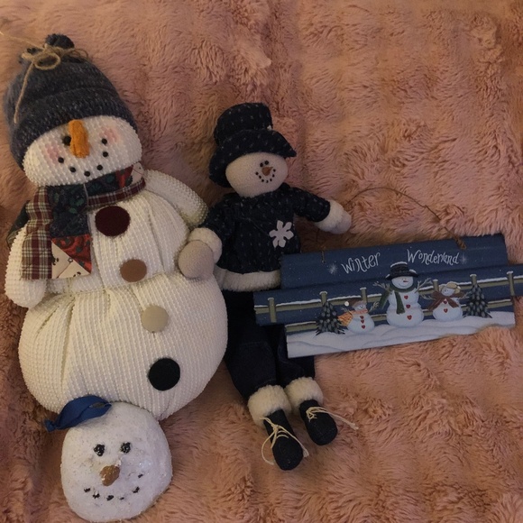 T.J.Maxx Other - SALE Holiday Snowman bundle